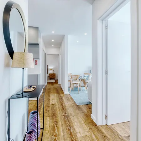 Portucale ! Chic Design 3br Appartement Almada