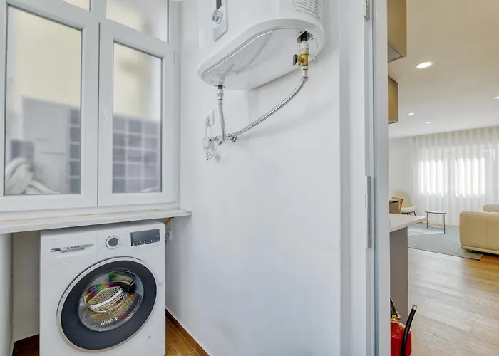 Portucale ! Chic Design 3br Almada